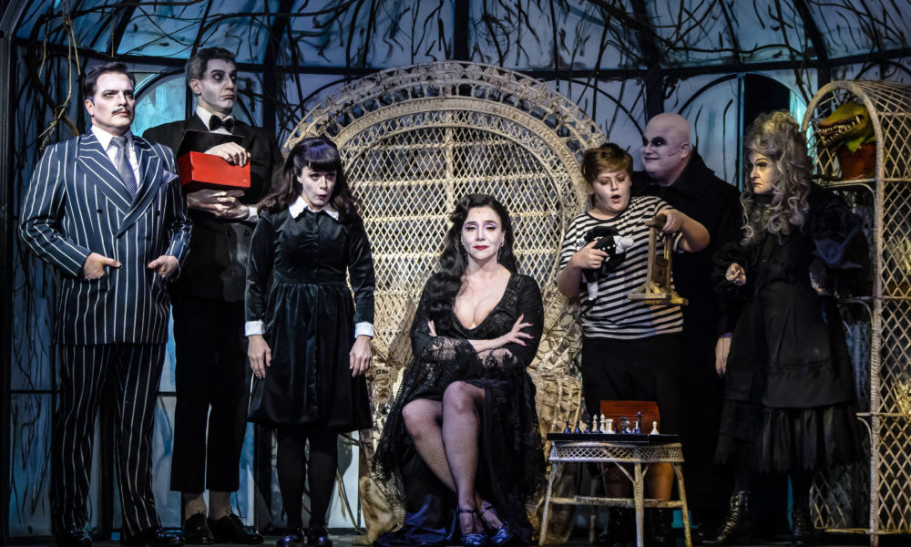 Cinco Motivos Para Assistir Ao Musical A Fam Lia Addams No Teatro