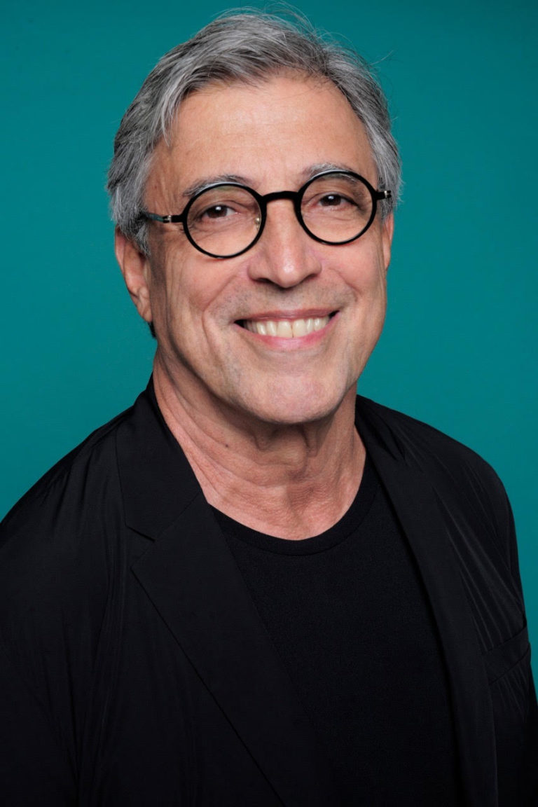 Aniversário de Ivan Lins: 10 sucessos de sua carreira - Thmais