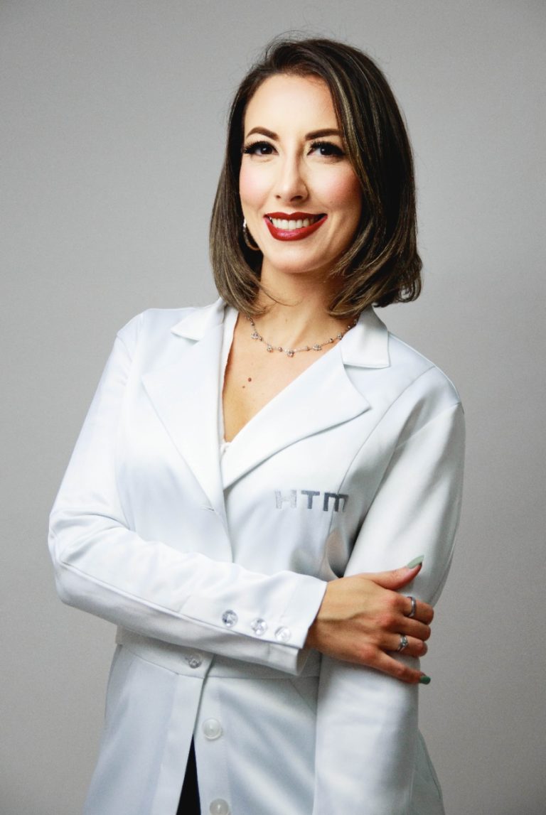 Dra. Aline Caniçais