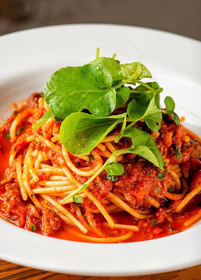 Spaghetti alla coda vaccinara no Daje Roma | Foto: Reprodução / Instagram